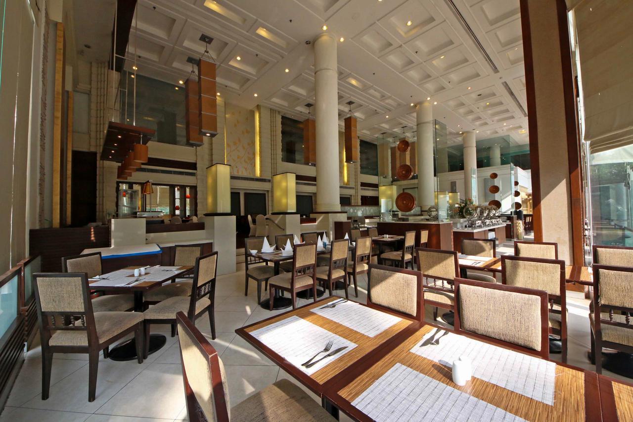The Imperial Hotel & Convention Centre Korat Накхонратчасіма Екстер'єр фото