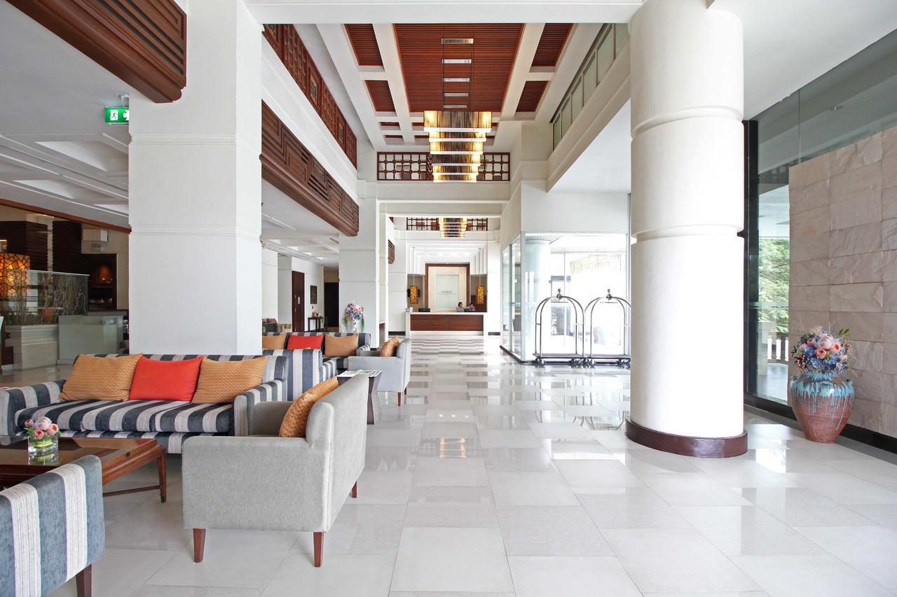 The Imperial Hotel & Convention Centre Korat Накхонратчасіма Екстер'єр фото